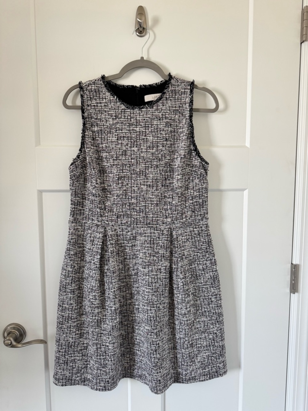 LOFT Black White Tweed Sleeveless Fit-and-Flare Sparkle Pleats Dress Sz 10